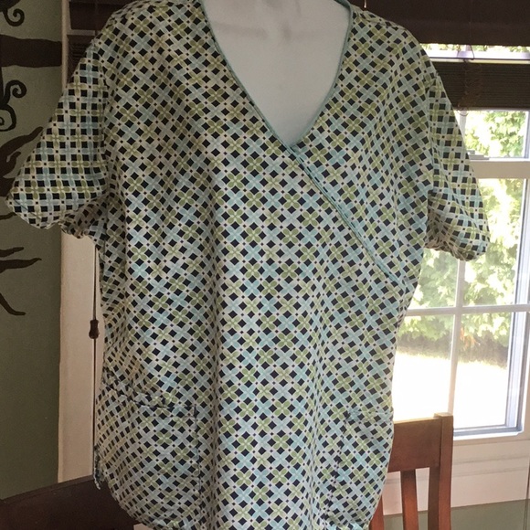 Printed Scrub Top